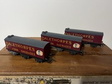 Hornby OO Gauge Palethorpes