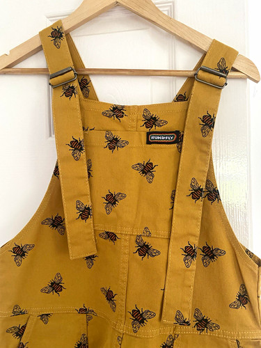 Run fly women yellow bee - &,