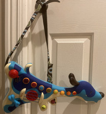 WOOFER Hound DOG GUITAR B Toys