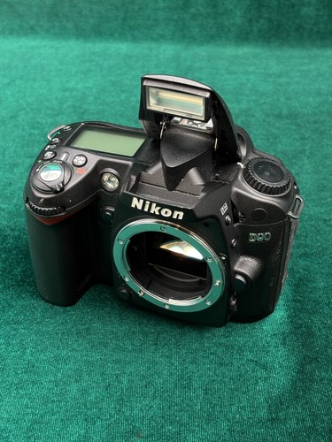 Nikon d90 camera - nikon, body