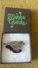 Mukkachunks Zebra Finch Brooch