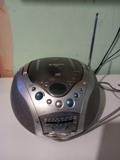 Roberts CD 9959 Portable CD Player FM/MW/LW , Faulty CD Player