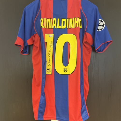Ronaldinho hand signed - ronaldinho,