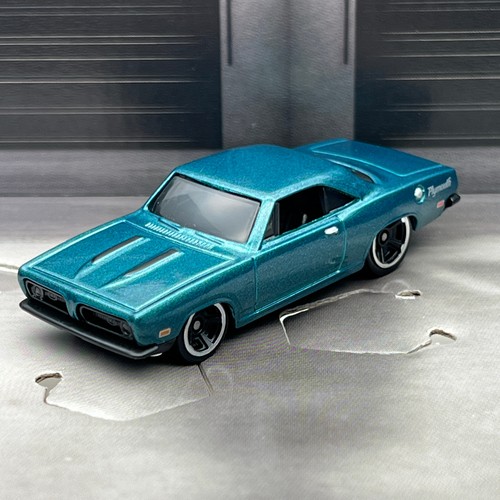 Hot wheels plymouth - wheels,