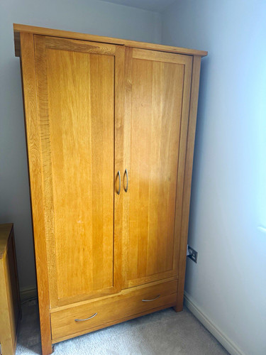 Oak furnitureland waxed wood - waxed,