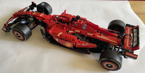 Lego technic ferrari 24 - sf-24, f1