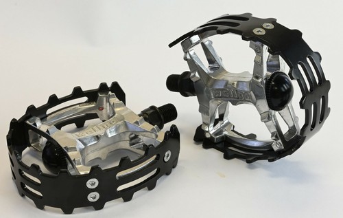 Old school bmx beartrap - beartrap, pedals