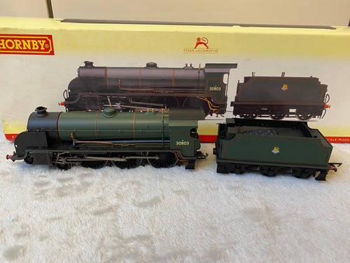 Hornby r2582 class n15 sir - r2582,