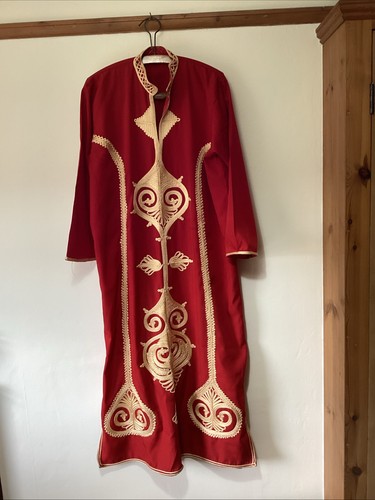 Red kaftan with gold - kaftan,