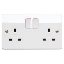 MK K2747 Double Socket Twin 2