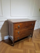An Antique Mid 20th Century Oak Chest of Drawers ~Delivery Available~