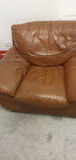 2×SINGLE SEAT LEATHER SOFAS AVAILABLE. GOOD QUALITY, ITALIAN LEATHER