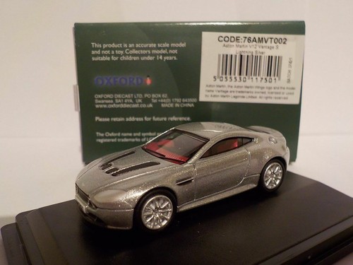 Model cars aston martin - model, v12
