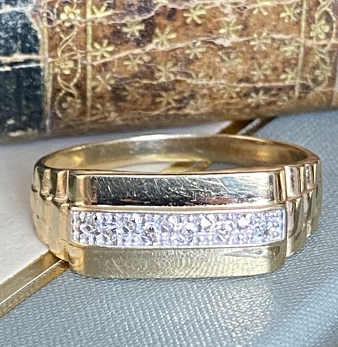 Gents 9ct gold diamond ring - diamond,