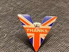 VINTAGE 'V' THANKS VICTORY pin