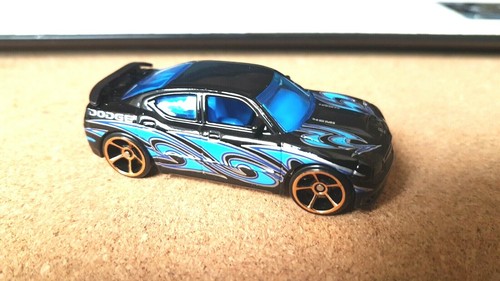 Hot wheels dodge charger - wheels,