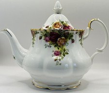 Large Royal Albert Old Country