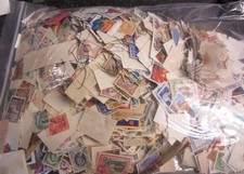500g of British Commonwealth Stamps off paper (thousands)