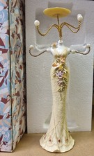 Elegant Beautiful  Dress - Vintage Quality Lady Mannequin Jewellery Stand - New