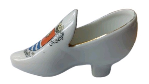 Unmarked crested ware regency - unmarked,