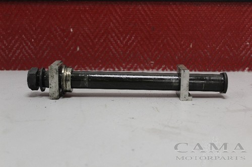 Rear axle yamaha yzf - yamaha, r1