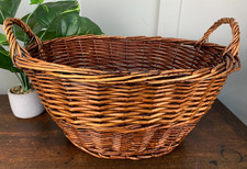 VINTAGE LARGE RUSTIC WOVEN WILLOW WICKER WASHING LAUNDRY STORAGE BASKET  21" W
