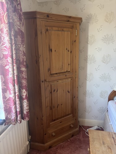 Pine corner wardrobe with - corner,