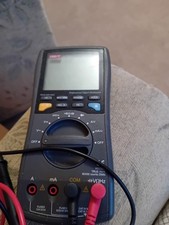 PROFESSIONAL  Digital  Multimeter.  Ut70d
