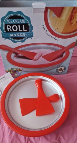 Ice cream roll - maker, with