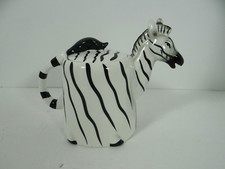 Zebra Teapot White Black 3