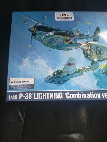 Academy 38 lightning - 1/48,