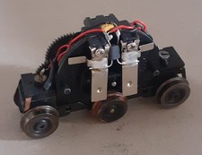 Hornby China - 6-Wheel 5-Pole