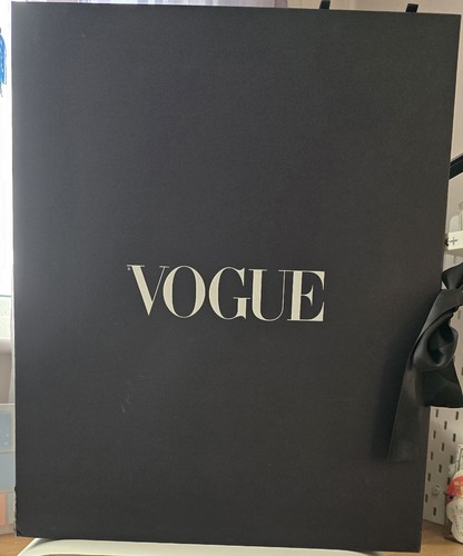 Vogue advent calendar empty - vogue,
