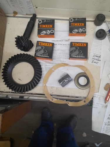 Escort english axle - ,