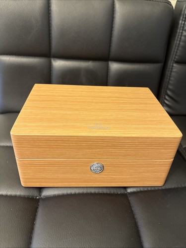 Authentic omega wooden - authentic,