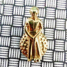 Golfer & Golf Ball Gold Tone