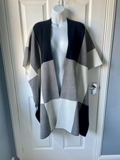 Wallis S/M Monochrome