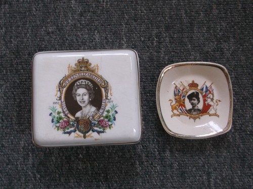 Queen elizabeth pin - 2,