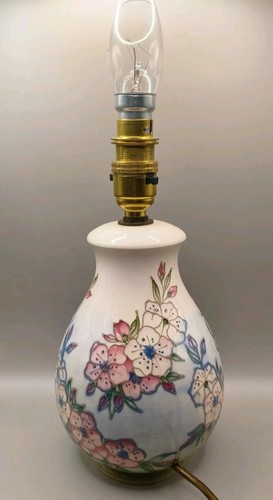 Vintage moorcroft pottery lamp - pottery,