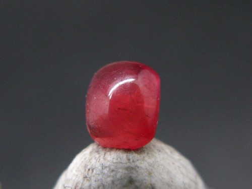 Gem bixbite red beryl - gem,