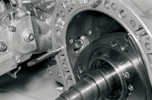 Suzuki rotary engine 5 - engine, re-5