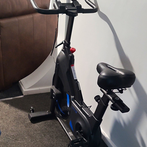 Upright indoor exercise bike - upright,