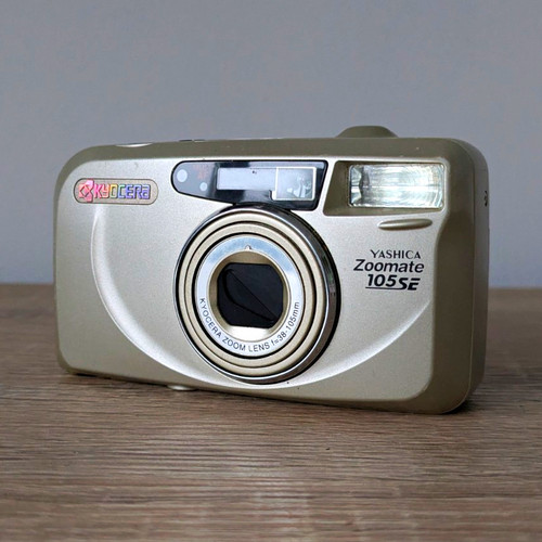Yashica zoomate 105se - zoomate,