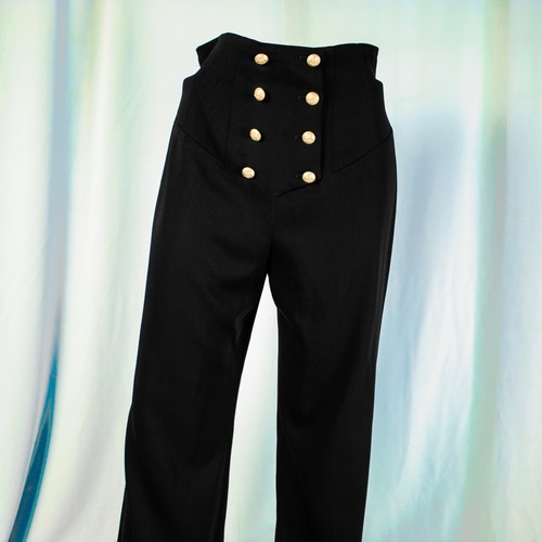 Escada black solid - gold, decor