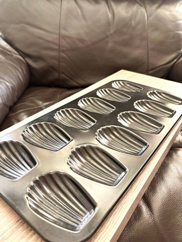Cavity shell madeleine - 12-cavity,