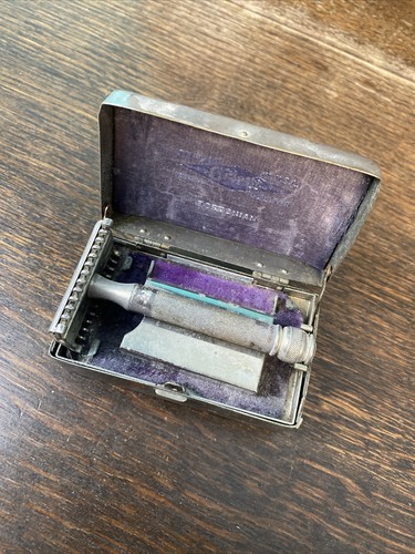 Vintage gillette razor - vintage,