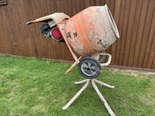 PETROL CEMENT MIXER BELLE 150 MINIMIX With Stand