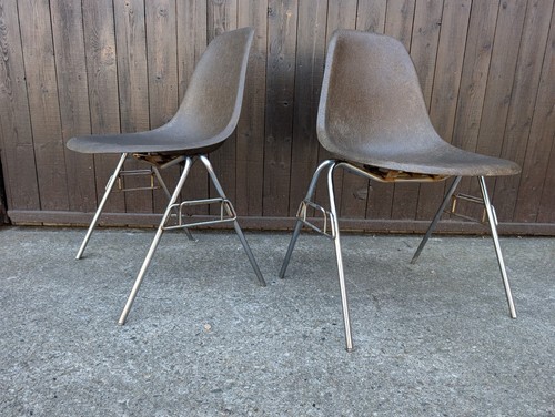 Charles eames fibreglass chair - eames,