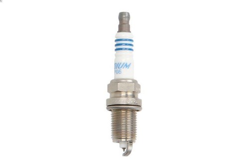 Spark plug ngk 1565 - spark,