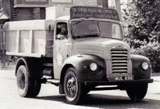 B/W PHOTO: CEMENT MARKETING CO (BLUE CIRCLE) FORD THAMES 4 WHEEL TIPPER